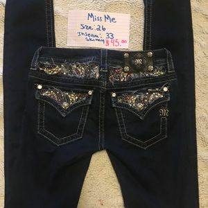 Women’s Miss Me jeans